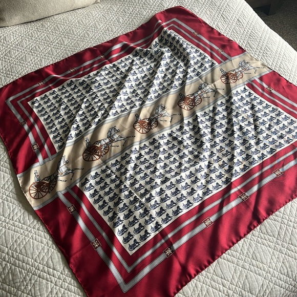 Vintage Céline Paris Scarf - Picture 2 of 11